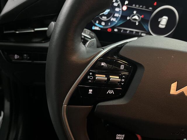 KIA e-Niro EV Edition 64.8 kWh met Stoel en Stuurverwarming, Keyless Entry, Adaptieve CruiseControl, Apple Carplay en Android Auto