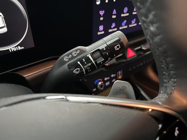 KIA e-Niro EV Edition 64.8 kWh met Stoel en Stuurverwarming, Keyless Entry, Adaptieve CruiseControl, Apple Carplay en Android Auto