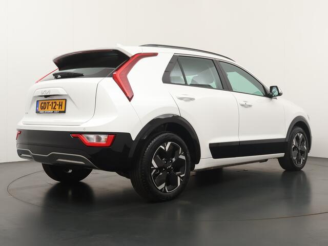 KIA e-Niro EV DynamicLine 64.8 kWh - SOH 99,1% - Adaptief Cruise Control - Navigatie - Climate Control - Apple/Android Carplay - Fabrieksgarantie Tot 2031