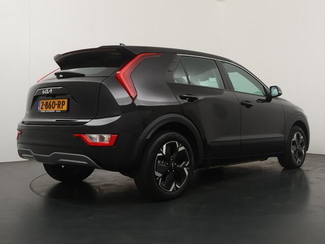 KIA e-Niro EV Light Edition 64.8 kWh - Adaptive cruise control - Apple Carplay/Android Auto - Climate control - Navigatie - Achteruitrij camera - transport winschoten