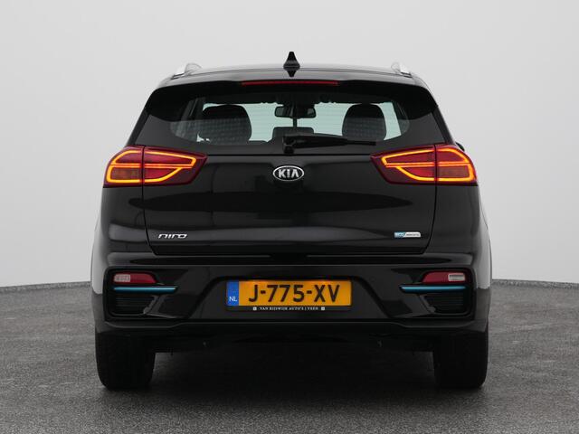 KIA e-Niro DynamicLine 64 kWh | CAMERA | ADAPTIVE | KEYLESS | STOEL- EN STUURVERW.