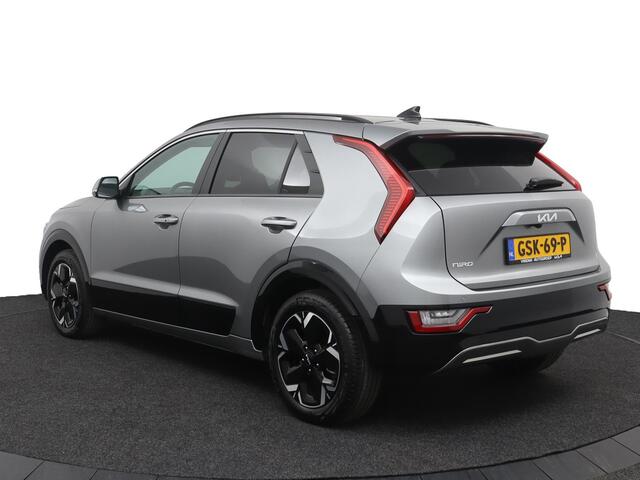 KIA e-Niro EV DynamicPlusLine 64.8 kWh - SOH 99,0% - Stoel-/stuurverwarming - Schuif-/kanteldak - Cruise Control - Navigatie - Fabrieksgarantie tot 11-2031