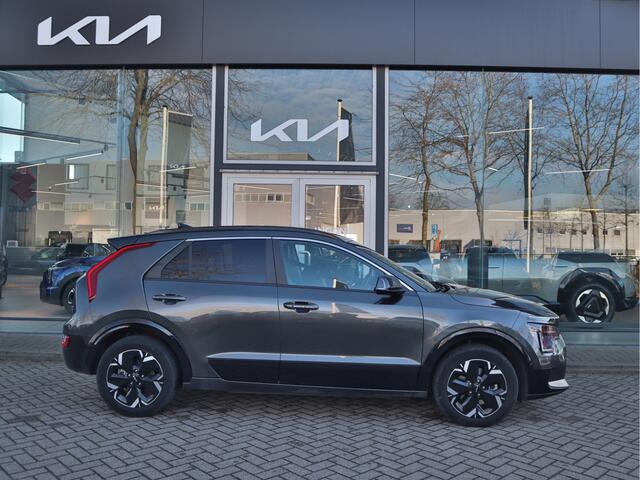 KIA e-Niro EV ExecutiveLine 64.8 kWh | Navigatie | Camera | Stoel/Stuurverwarming | All-Season banden | Tot 10Jr.Kia Garantie |