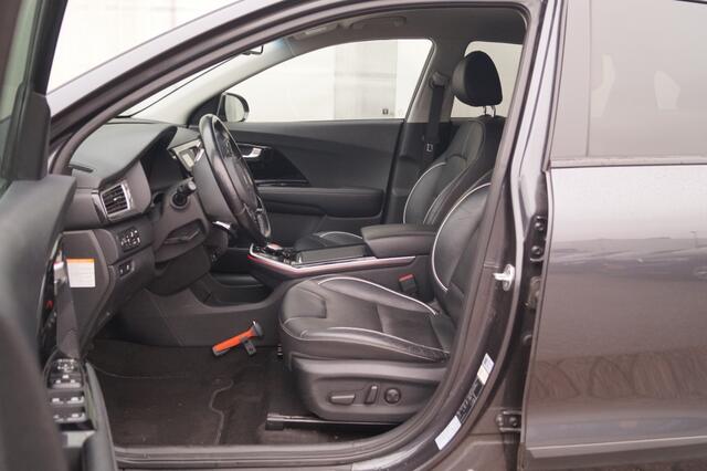 KIA e-Niro ExecutiveLine 64kWh -SOH100%-LEER-NAVI-ECC-CAM-