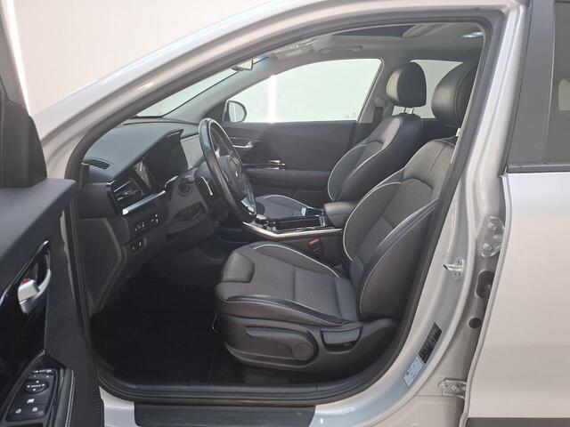 KIA e-Niro DynamicPlusLine 64 kWh 3-Fase | Panoramadak | SOH 100% | Cruise control ad. | Apple Carplay/Android | Led | Climate
