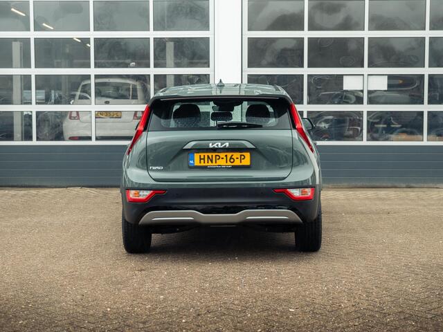 KIA e-Niro EV Light 64.8 kWh l navigatie l Apple car play android auto l