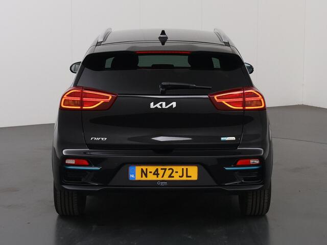 KIA e-Niro DynamicPlusLine 64 kWh | Panoramadak | Stoel/Stuurwielverwarming | Adaptieve Cruise Control | Keyless Go | LED Koplampen |