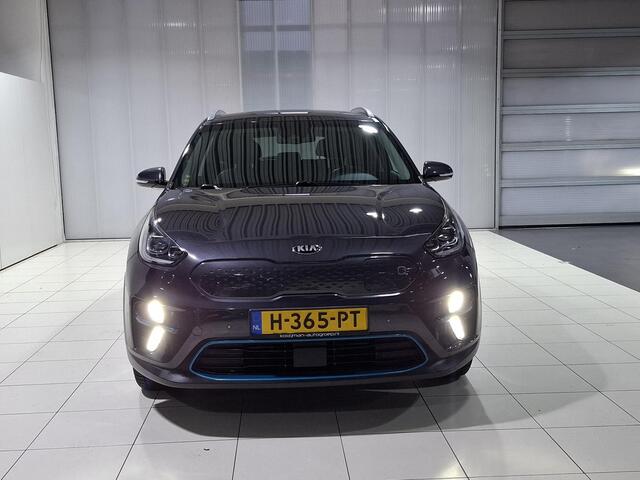KIA e-Niro ExecutiveLine 64 kWh 3 fase, Apple Carplay/Android Auto, Stoel en Stuur verwarming.