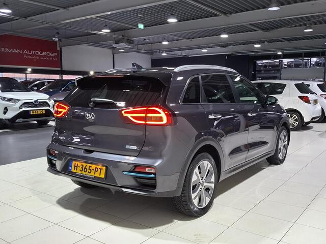 KIA e-Niro ExecutiveLine 64 kWh 3 fase, Apple Carplay/Android Auto, Stoel en Stuur verwarming.