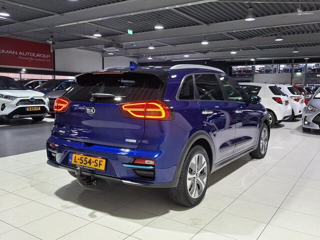 KIA e-Niro ExecutiveLine 64 kWh Trekhaak, Stoel en stuur verwarming, Apple Carplay/Android Auto, Navigatie, Camera.