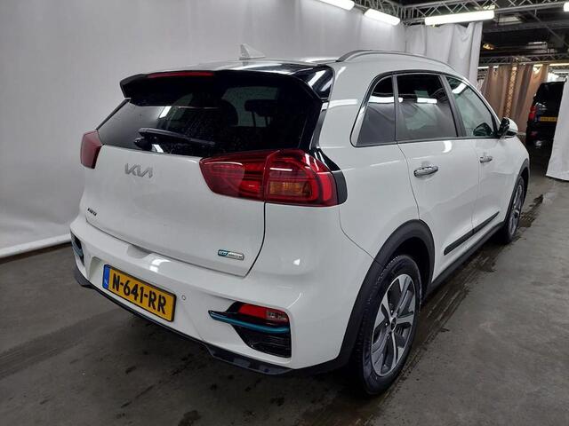 KIA e-Niro DYNAMICPLUSLINE 64 KWH I 100% SOH I 3-FASE I APPLE CARPLAY I P-CAMERA I ADAPTIVE CRUISE CONTROL