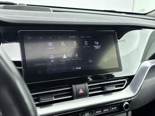 KIA e-Niro ComfortLine 64 kWh 204PK | Schuif-/Kanteldak | Achteruitrijcamera | Adaptieve Cruise Control | Lederen Bekledring | Climate Control | Apple CarPlay & Android Auto