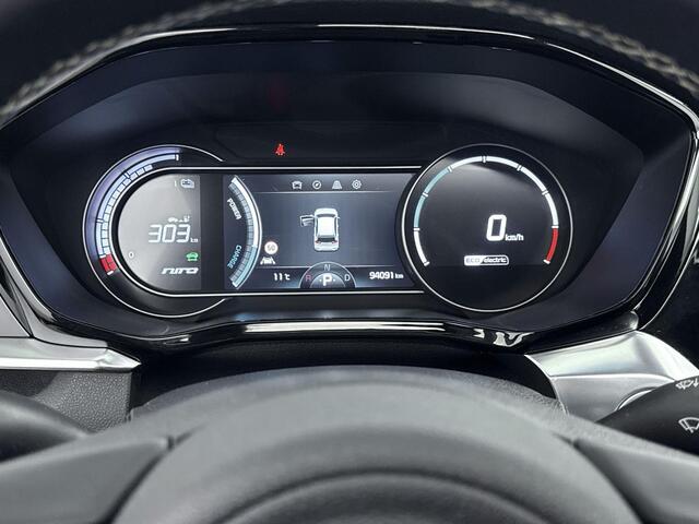 KIA e-Niro ComfortLine 64 kWh 204PK | Schuif-/Kanteldak | Achteruitrijcamera | Adaptieve Cruise Control | Lederen Bekledring | Climate Control | Apple CarPlay & Android Auto