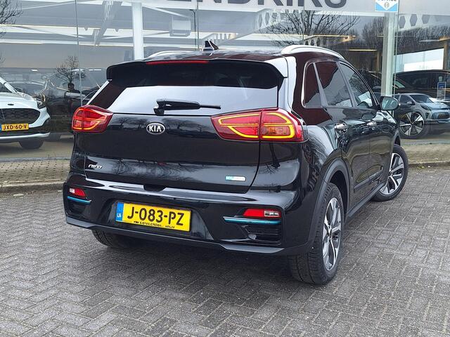 KIA e-Niro ExecutiveLine 64 kWh | SOH: nnb | Leder | Climate | Stoel&Stuur Verwarming | Memory Seat | Navi | Adaptive CC |