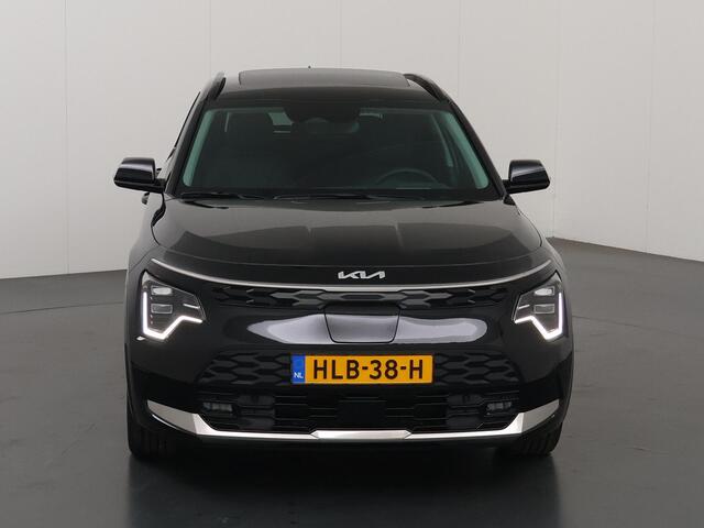 KIA e-Niro EV Plus 64.8 kWh | Schuif / Kanteldak | Stoel/Stuurwielverwarming | Elektr. Achterklep | Led Koplampen | Sfeerverlichting |
