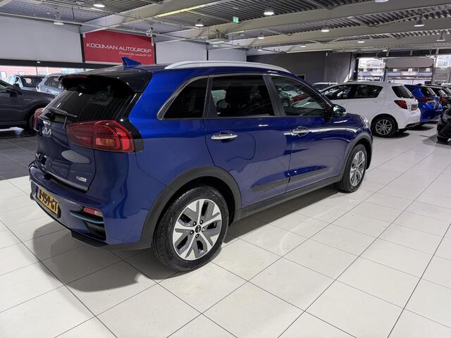 KIA e-Niro ExecutiveLine 64 kWh Stoel en Stuur verwarming, Schuif kantel dak, Apple Carplay/Android Auto.