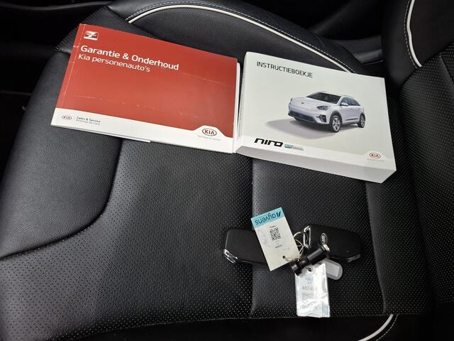 KIA e-Niro ExecutiveLine 64 kWh | Leder | Panorama | SOH 100% | Warmtepomp | Andriod Auto | Apple carplay | 3-Fase