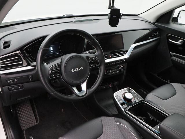 KIA e-Niro DynamicPlusLine 64 kWh 204 Pk | Camera | Open dak | Adaptive Cruise | Stoelverwarming | Carplay | Trekhaak | 17 Inch | 66.718 Km !!