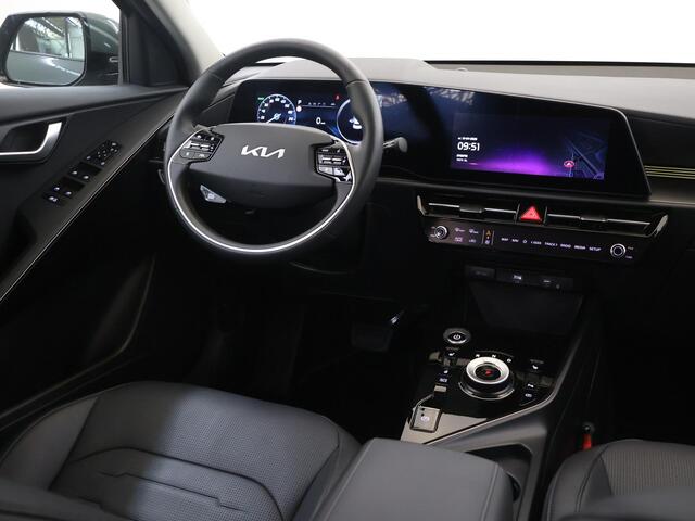 KIA e-Niro EV Air 64.8 kWh | Stoel/Stuurverwarming | Led Koplampen | Parkeercamera | Navigatie | Dodehoekdetectie |