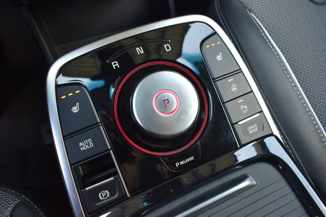 KIA e-Niro Edition 64 kWh | Trekhaak | Navigatie | Camera | Stuur + Stoelverwarming | Tot 10Jr. Kia-Garantie |