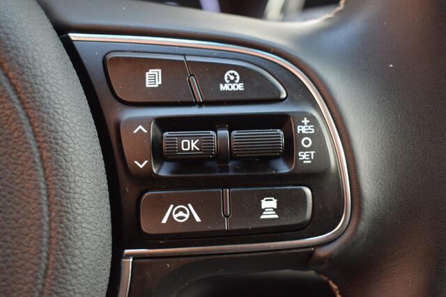 KIA e-Niro Edition 64 kWh | Trekhaak | Navigatie | Camera | Stuur + Stoelverwarming | Tot 10Jr. Kia-Garantie |