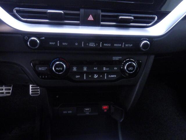 KIA e-Niro ExecutiveLine 64 kWh | Leder | SOH 100% | Andriod Auto | Apple carplay | Navigatie