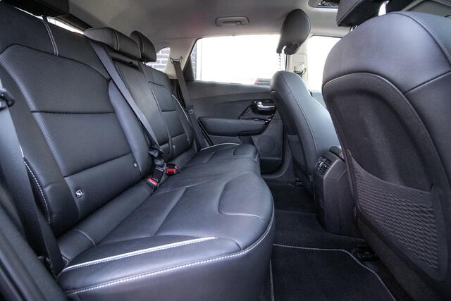 KIA e-Niro ExecutiveLine 64 kWh | Apple cp/Android auto | leder | schuif -k dak