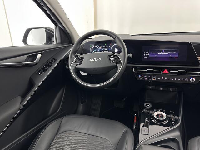 KIA e-Niro EV DynamicLine 64.8 kWh [ 3-Fase ] {SOH-100%} (INCL.BTW) *LEATHER-FABRIC | ADAPTIVE-CRUISE | DIGI-COCKPIT | KEYLESS | CAMERA | DAB | COMFORT-SEATS | SHIFT-PADDLES | ECC | PDC | 17''ALU*