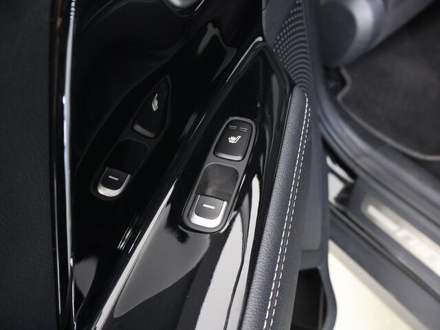 KIA e-Niro ExecutiveLine 64 kWh | Panoramadak | Stoel/Stuurwielverwarming | JBL | Adaptieve Cruise Control | Keyless Go | LED Koplampen |