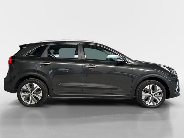 KIA e-Niro 64kWh DynamicLine I SOH 100% I Trekhaak I Adaptive Cruise I Camera