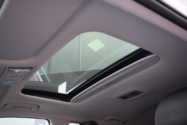 KIA e-Niro ExecutiveLine 64 kWh | Schuif/ Kanteldak | Memory | Stoelventilatie | Adaptieve Cruise | JBL-Audio |