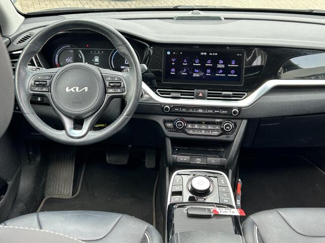 KIA e-Niro ExecutiveLine 64 kWh | SoH 96,7% | Leder | Winter Pack | Stoelkoeling | Schuif/Kantel-Dak | JBL Audio
