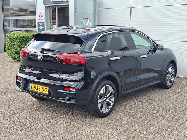 KIA e-Niro DynamicPlusLine 64 kWh - schuif/-kanteldak | Stoel+stuurverw. | Nav