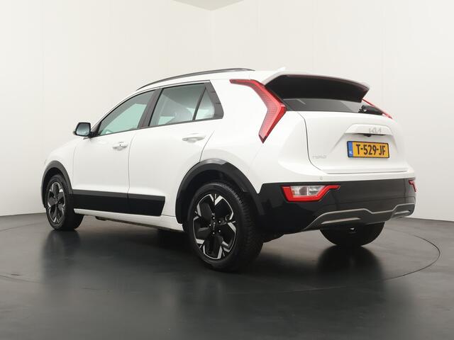 KIA e-Niro EV DynamicLine 64.8 kWh - Achteruitrij camera - Apple Carplay/Android Auto - Adaptive cruise control - Navigatie - Climate control - Fabrieksgarantie t/m 30-06-2030