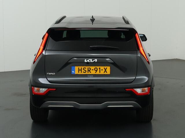 KIA e-Niro EV Light Advanced 64.8 kWh | Stoel / Stuurwielverwarming | Navigatie | Parkeercamera | Cruise Control Adaptief |