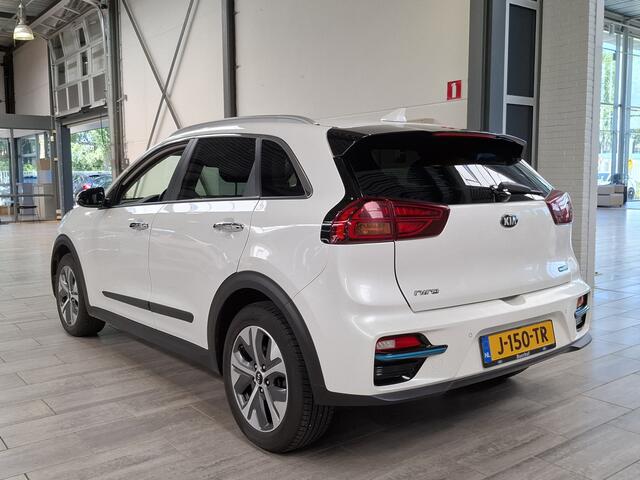 KIA e-Niro ExecutiveLine 64 kWh | Leer | Stoelverw. + koeling | Adapt. cruise | Camera | 100% dealer onderh. | SoH 93,9%