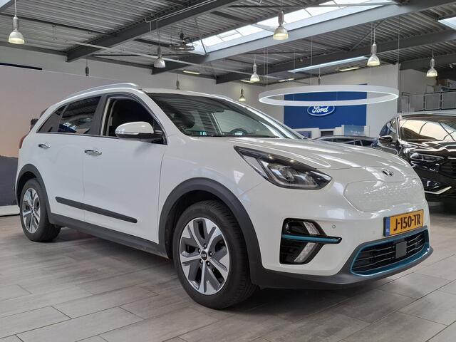 KIA e-Niro ExecutiveLine 64 kWh | Leer | Stoelverw. + koeling | Adapt. cruise | Camera | 100% dealer onderh. | SoH 93,9%