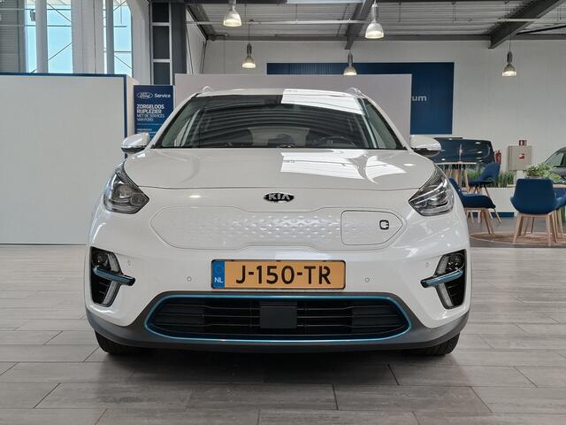 KIA e-Niro ExecutiveLine 64 kWh | Leer | Stoelverw. + koeling | Adapt. cruise | Camera | 100% dealer onderh. | SoH 93,9%