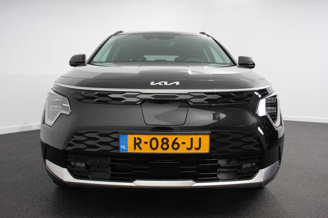 KIA e-Niro EV ExecutiveLine 64.8 kWh Leder Schuif-kantel dak Elektrische bedienbare achterklep DAB Led Camera Navigatie Climate control Cruise control