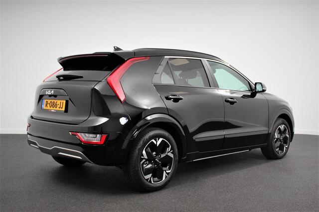 KIA e-Niro EV ExecutiveLine 64.8 kWh Leder Schuif-kantel dak Elektrische bedienbare achterklep DAB Led Camera Navigatie Climate control Cruise control