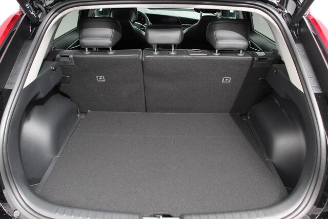KIA e-Niro EV ExecutiveLine 64.8 kWh Leder Schuif-kantel dak Elektrische bedienbare achterklep DAB Led Camera Navigatie Climate control Cruise control