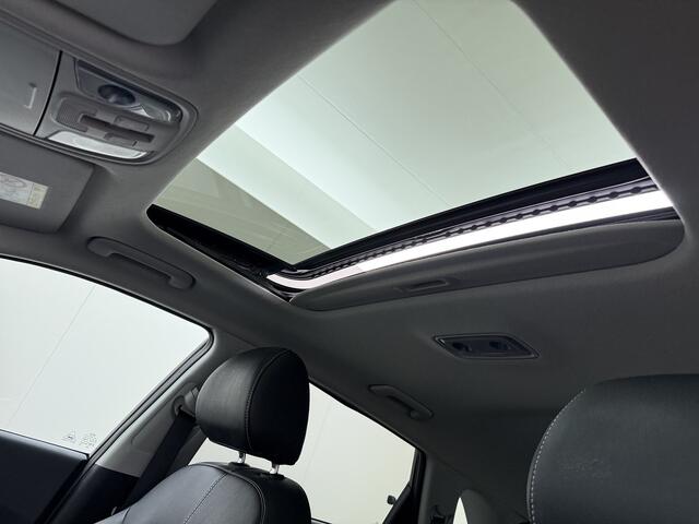 KIA e-Niro ExecutiveLine 64kWh SOH 100% Warmtepomp Panoramadak Adap.Cruise Stoelkoeling+Verwarming JBL®-Audio Leder Elek.Stoelen+Memory Camera Apple Carplay Android Auto Navi Stuur+Achterbankverwarming Blind Spot VESS Lane Assist Lmv Privacy Glas Led Pdc DAB Dealero