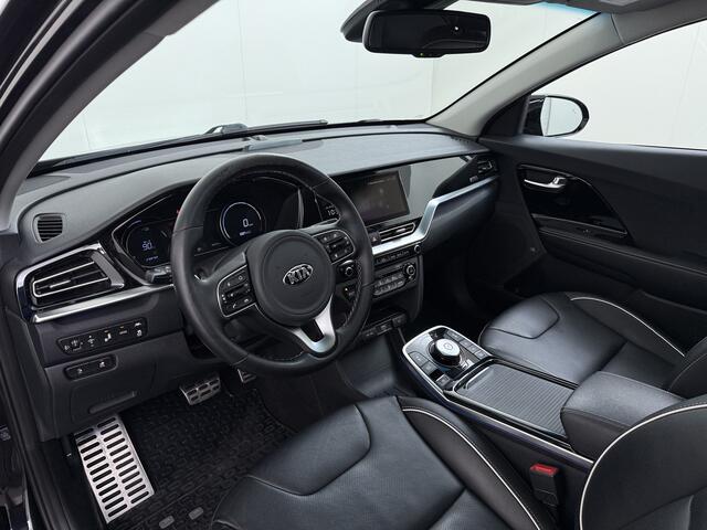 KIA e-Niro ExecutiveLine 64kWh SOH 100% Warmtepomp Panoramadak Adap.Cruise Stoelkoeling+Verwarming JBL®-Audio Leder Elek.Stoelen+Memory Camera Apple Carplay Android Auto Navi Stuur+Achterbankverwarming Blind Spot VESS Lane Assist Lmv Privacy Glas Led Pdc DAB Dealero