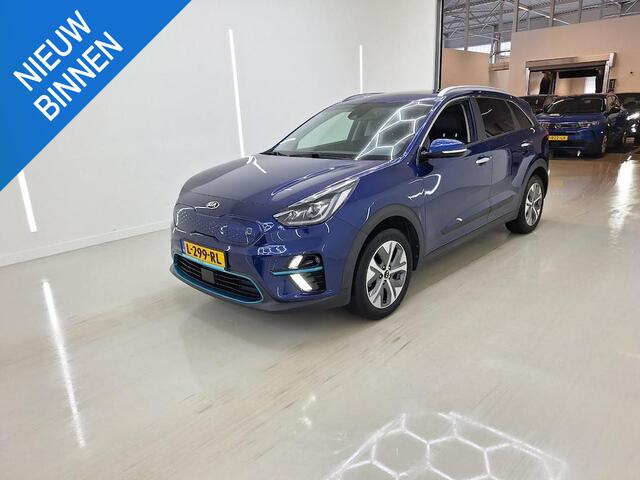 KIA e-Niro EXECUTIVELINE 64 KWH (100% SOH) I V/D EERSTE EIGENAAR I SCHUIF/KANTELDAK I 3-FASE LADEN