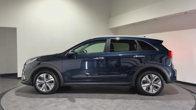 KIA e-Niro DynamicPlusLine 64 kWh | Stoelen & Stuurwiel verwarmd | Soh (batterijcheck) Waarde 94,3 %