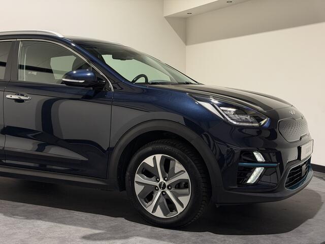 KIA e-Niro DynamicPlusLine 64 kWh | Stoelen & Stuurwiel verwarmd | Soh (batterijcheck) Waarde 94,3 %