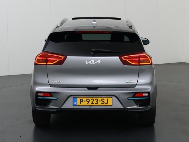 KIA e-Niro DynamicPlusLine 64 kWh | SOH 95% | Schuif/Kanteldak | Stoel/Stuurwielverwarming | Adaptieve Cruise Control | Keyless Go | LED Koplampen | Navigatie |