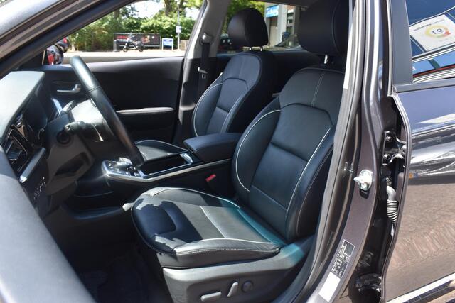 KIA e-Niro EV ExecutiveLine 64.8 kWh JBL | BSM | Leder | Stoelventilatie en verwarming | Adaptieve Cruise | 12 mnd BOVAG garantie | Whatsapp 06-53188999