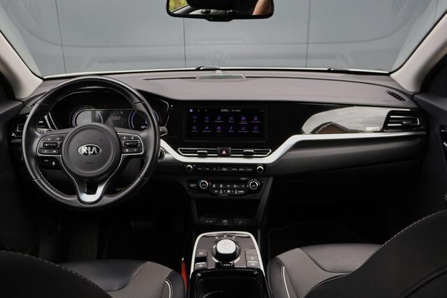 KIA e-Niro DynamicLine 64 kWh | 97% soh! | Keyless | Camera | Adaptieve Cruise Control