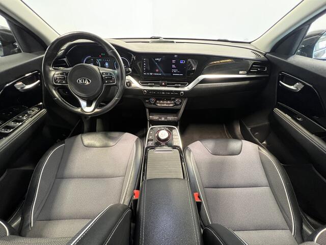 KIA e-Niro DynamicPlusLine 64 kWh Schuif/kanteldak | Android/Apple Carplay | LM Velgen | PDC Voor+ Achter | Cruise Control Adaptief | DAB | Airco |